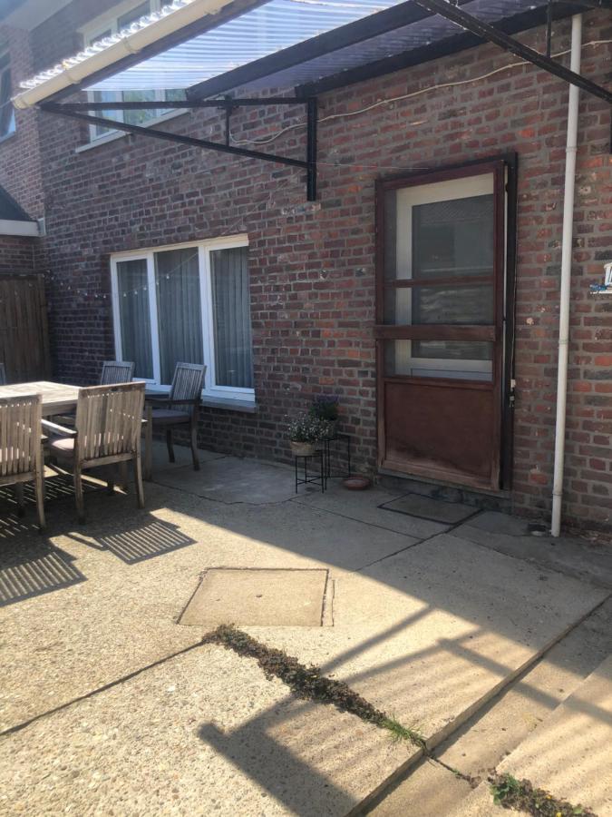 vakantiehuisje Vds Tongeren Buitenkant foto